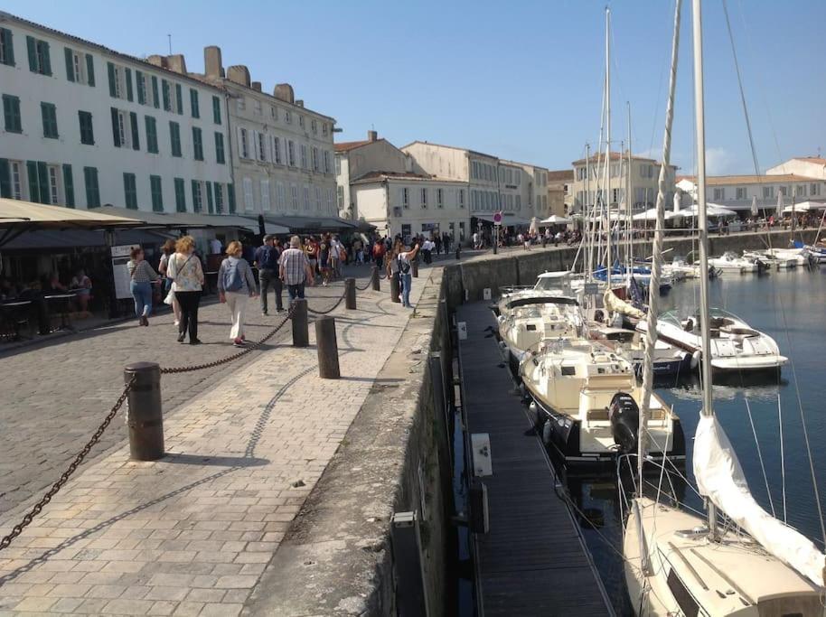 Eole, Idealement Situe Sur Le Port De St Martin De Re Сен-Мартен-де-Ре Екстер'єр фото